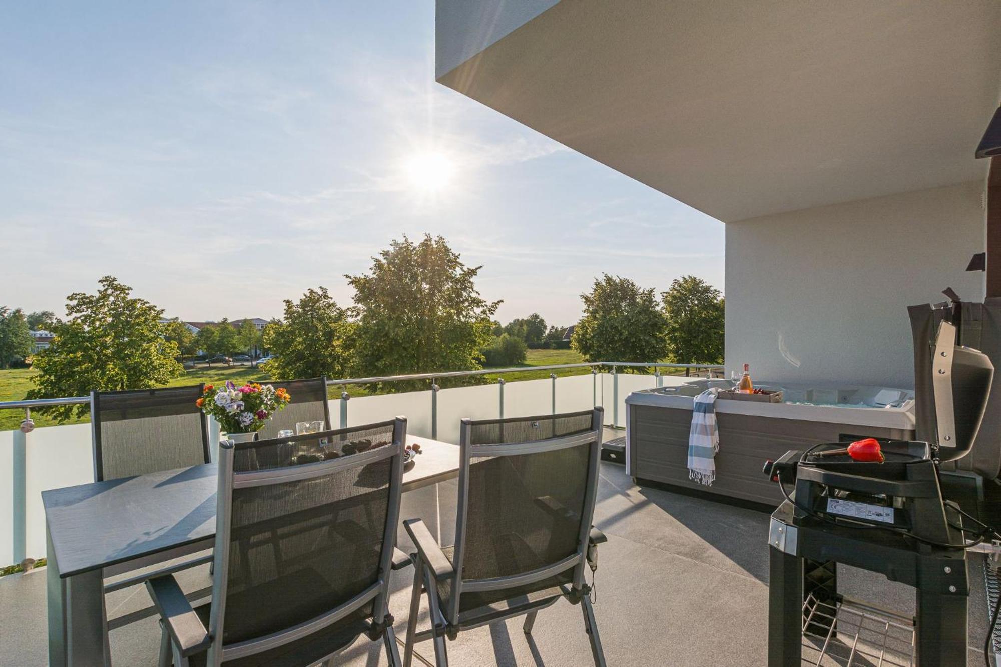 Luxus_Spa_Og_Fewo Quartier 4 _We 4_ Göhren-Lebbin Buitenkant foto
